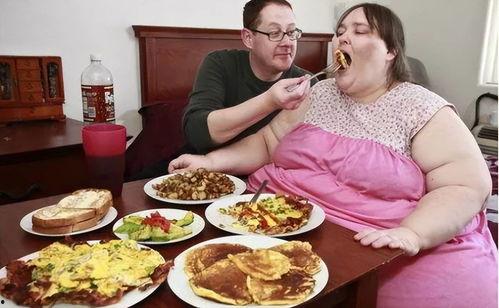 瓜女婿和瓜女子吃席,一场别开生面的吃席盛宴