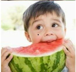 吃瓜小朋友头像情侣,吃瓜小朋友头像情侣的浪漫故事